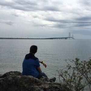 Meet your Posher, Julian